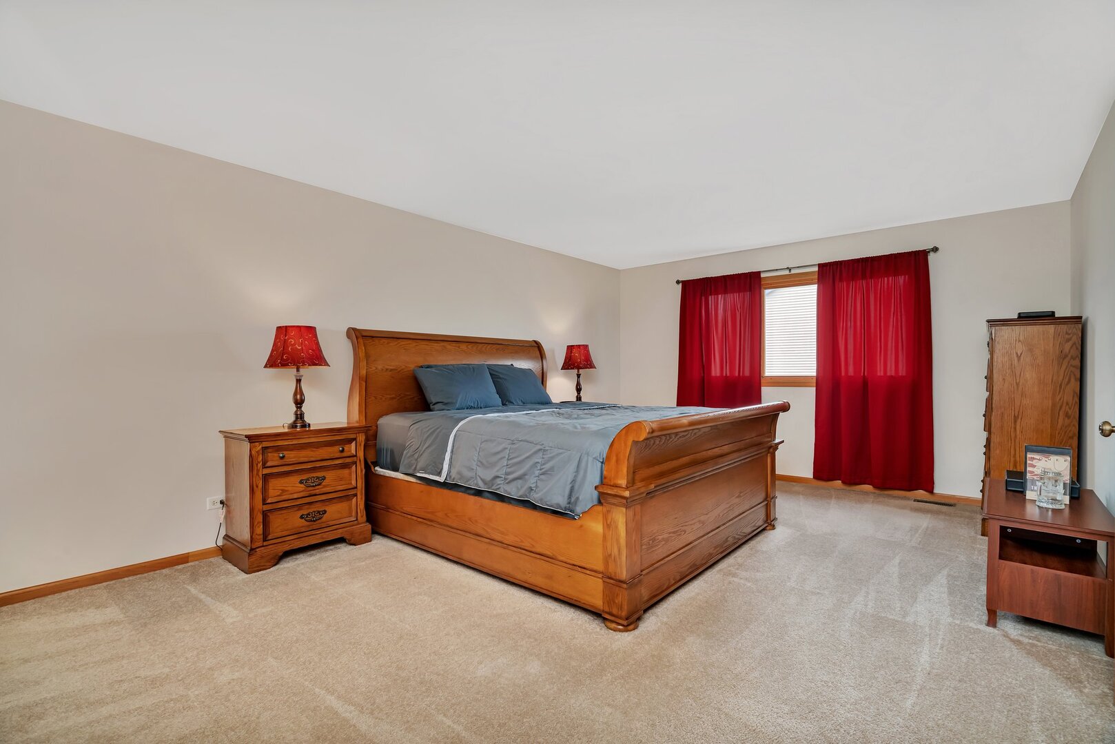 601 High Grove Drive, Minooka, IL 60447