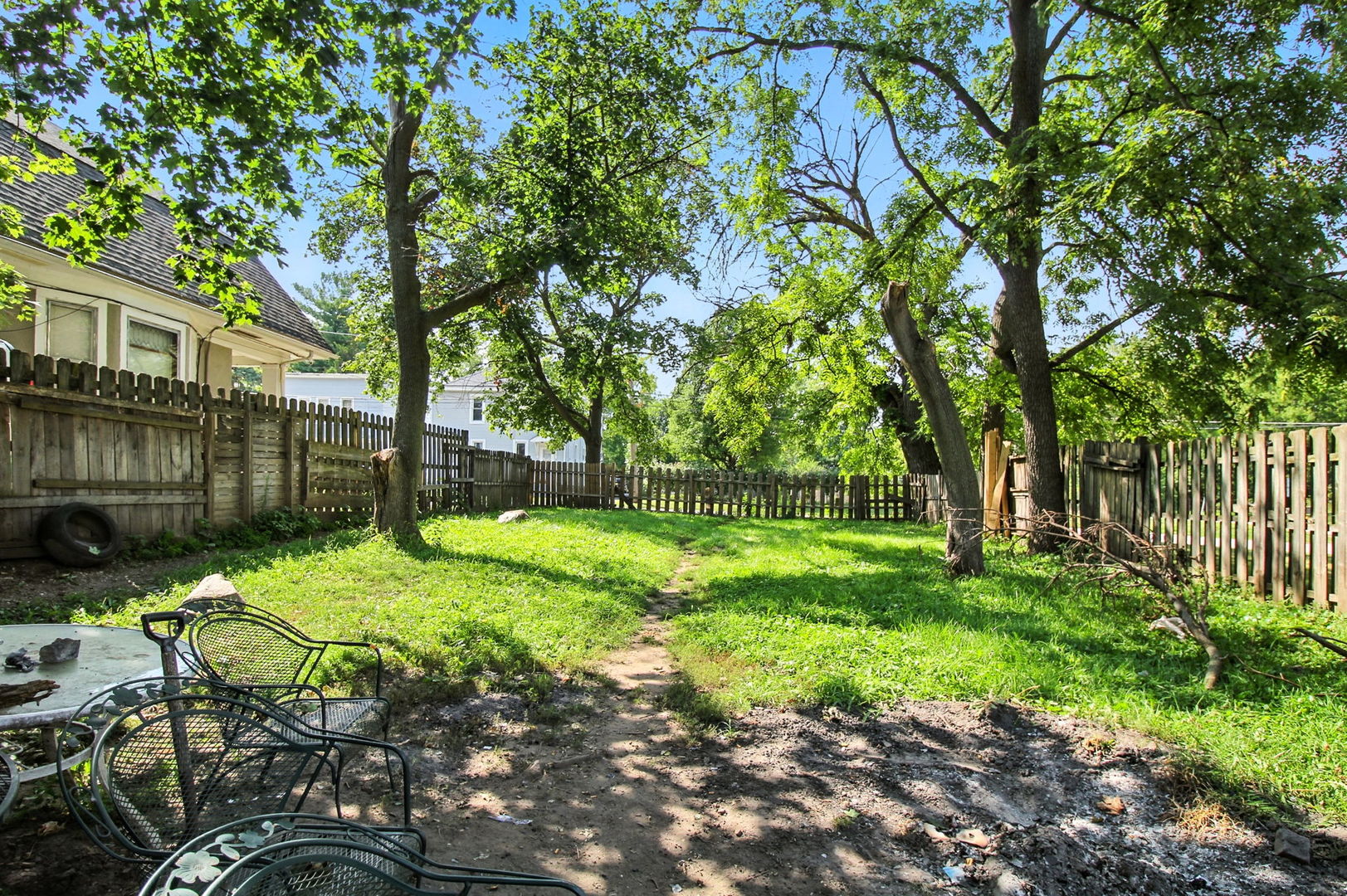 709 S River Street, Aurora, IL 60506
