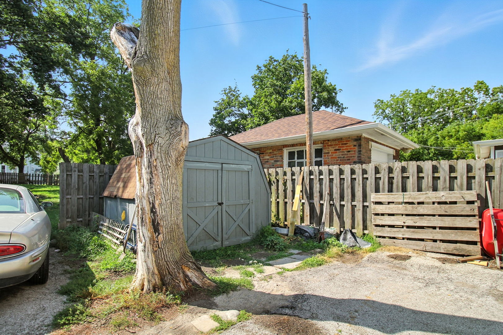 709 S River Street, Aurora, IL 60506