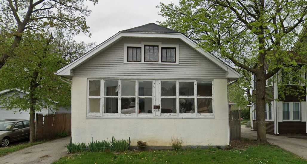 709 S River Street, Aurora, IL 60506