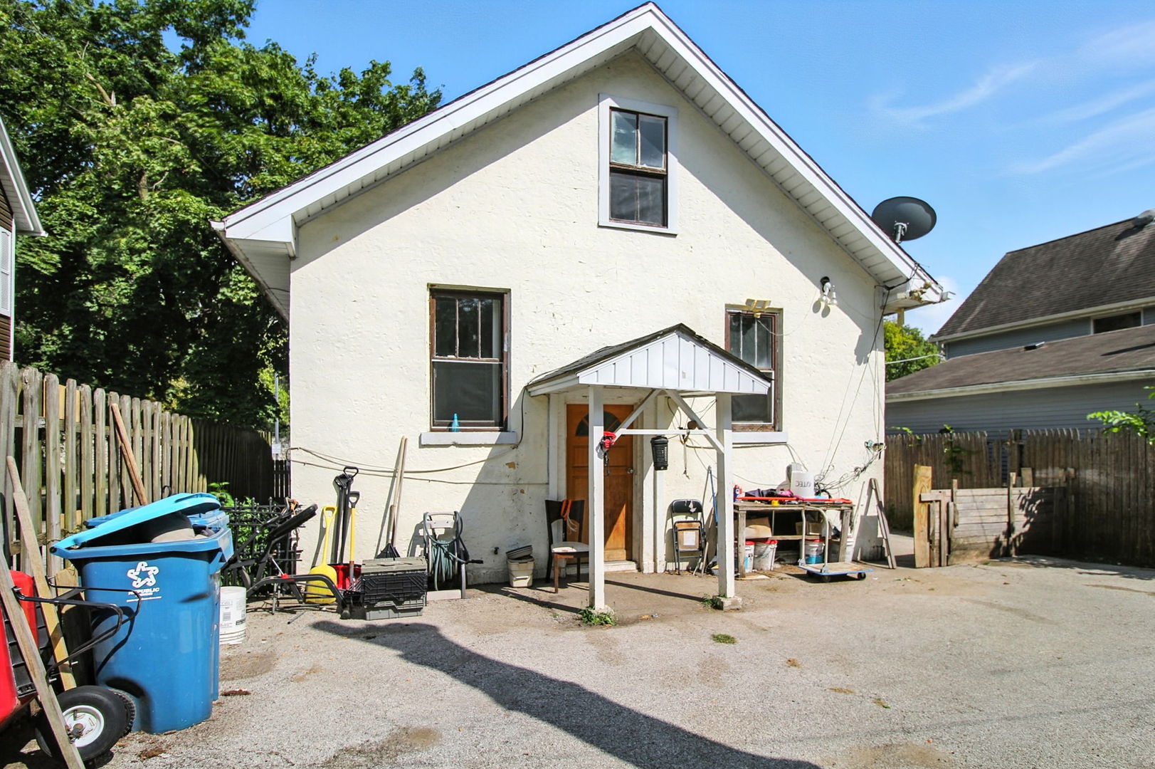 709 S River Street, Aurora, IL 60506