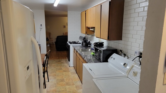 16604 Oxford Drive, Markham, IL 60428