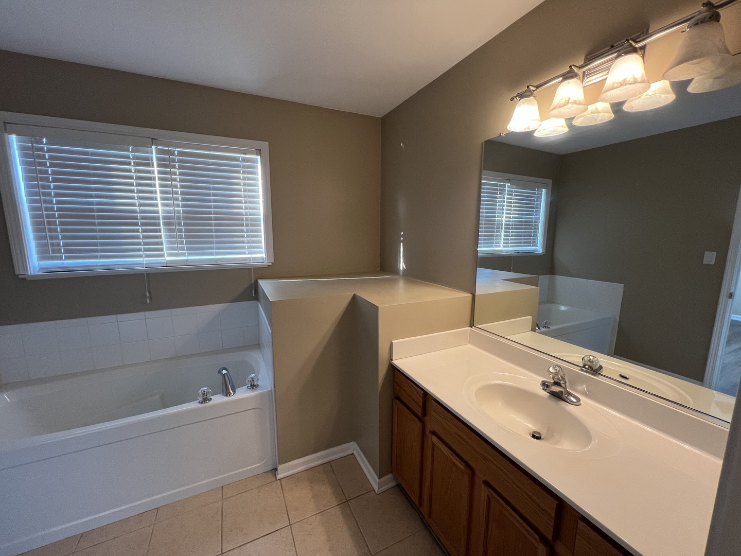 Montgomery, IL 60538