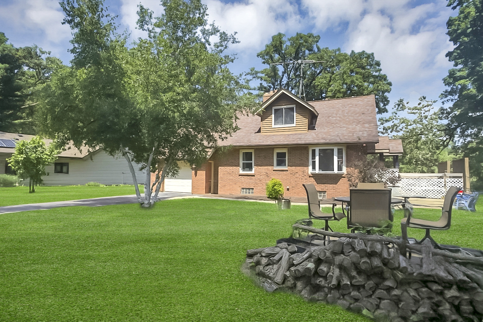 4097 Oaklane Road, Rockford, IL 61109