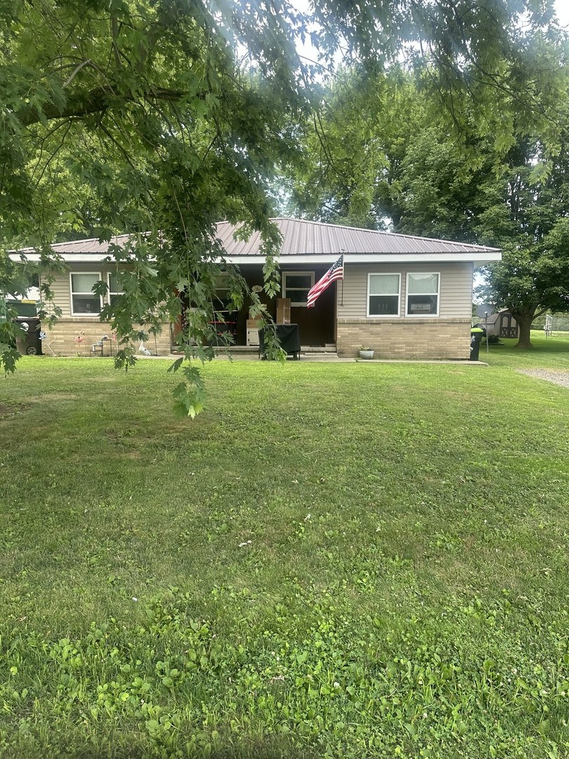 618 Meadow Lane Street, Leroy, IL 61752