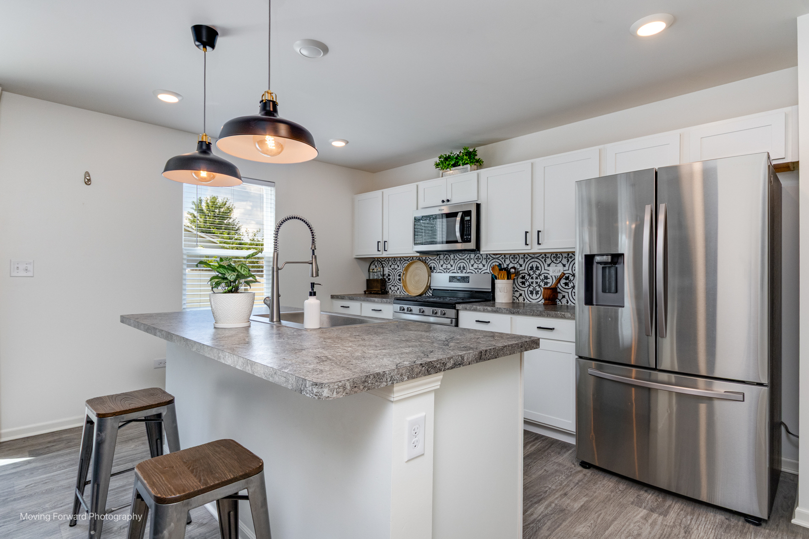 1401 Legacy Pointe Boulevard, Joliet, IL 60431