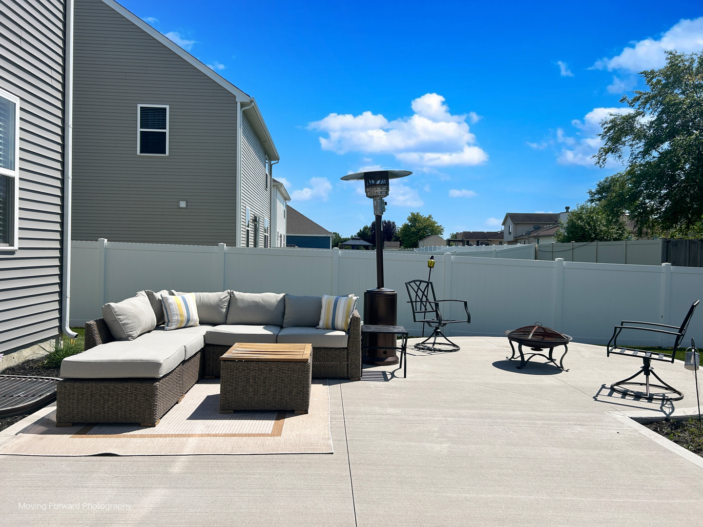 1401 Legacy Pointe Boulevard, Joliet, IL 60431