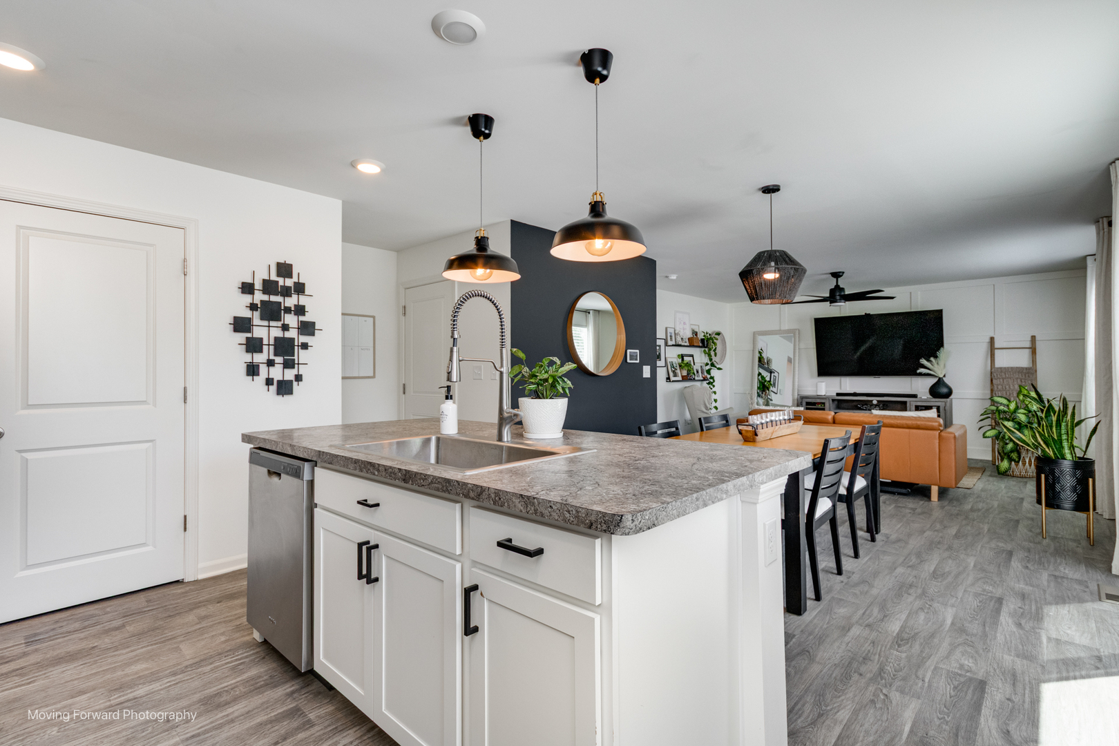 1401 Legacy Pointe Boulevard, Joliet, IL 60431