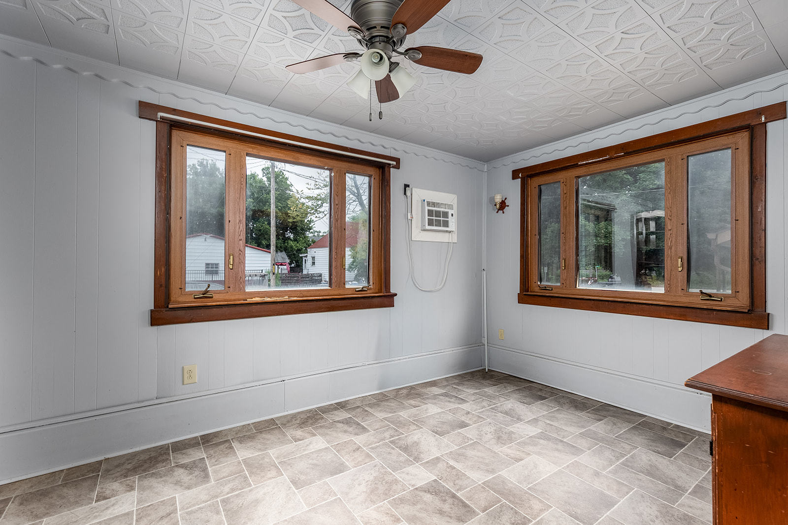 452 Pine Street, Marseilles, IL 61341
