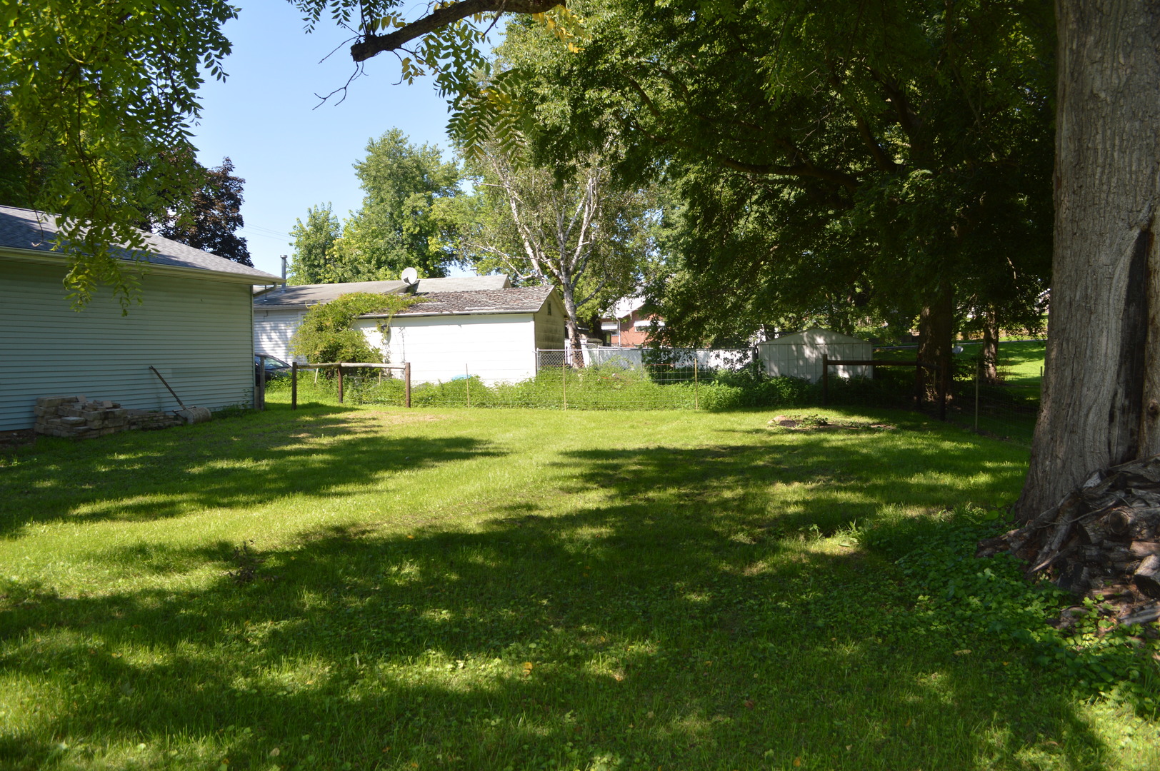 309 S Main Street, Walnut, IL 61376