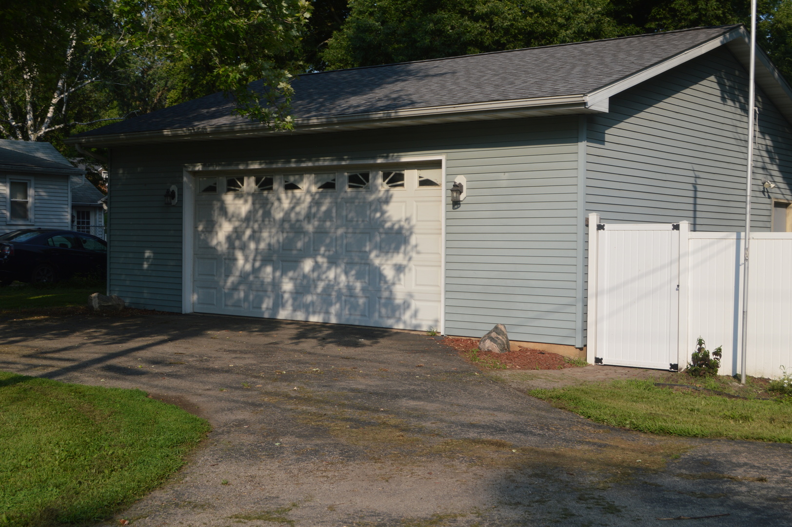 309 S Main Street, Walnut, IL 61376