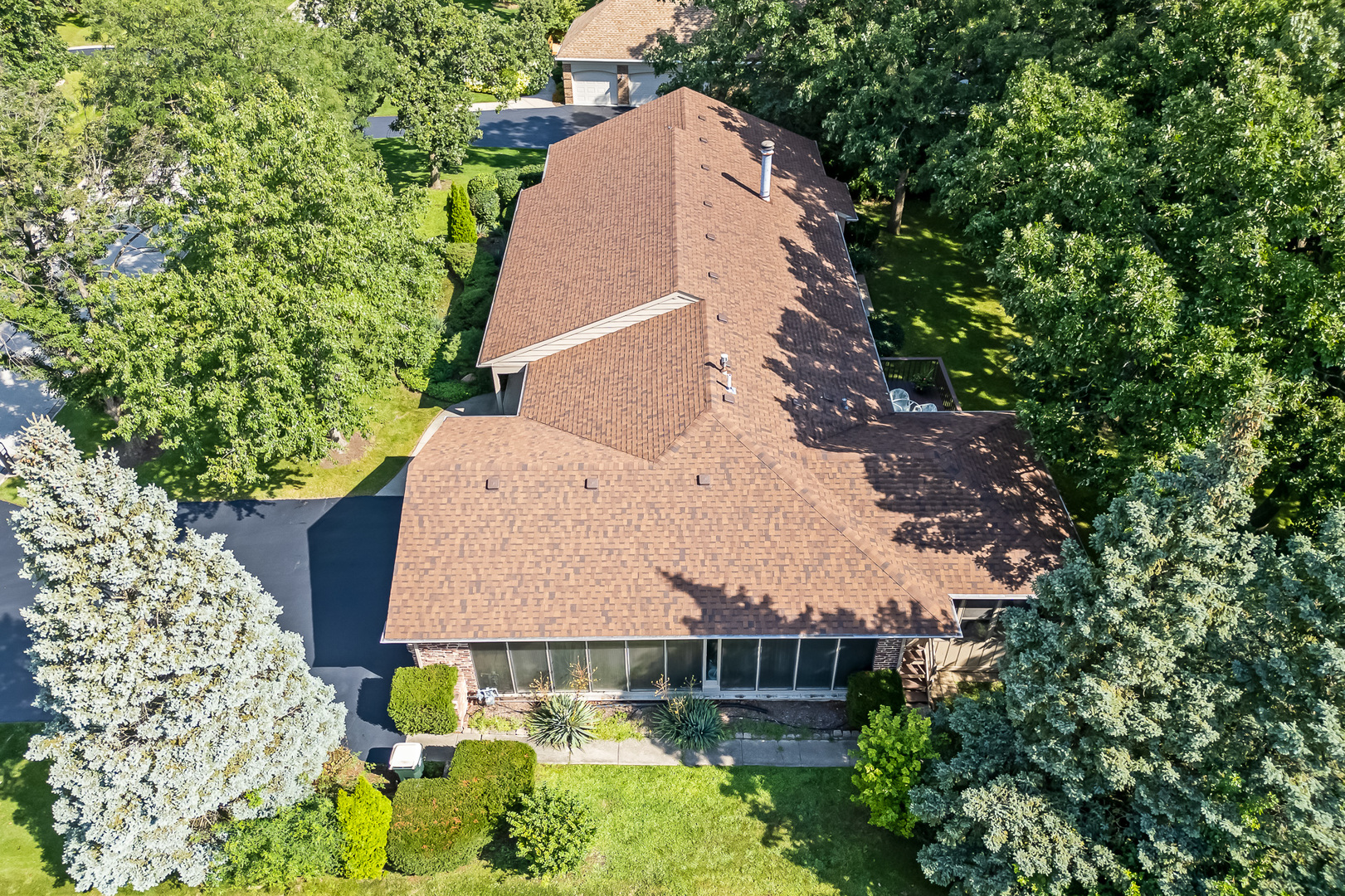 8141 Ridgepointe Drive, Burr Ridge, IL 60527