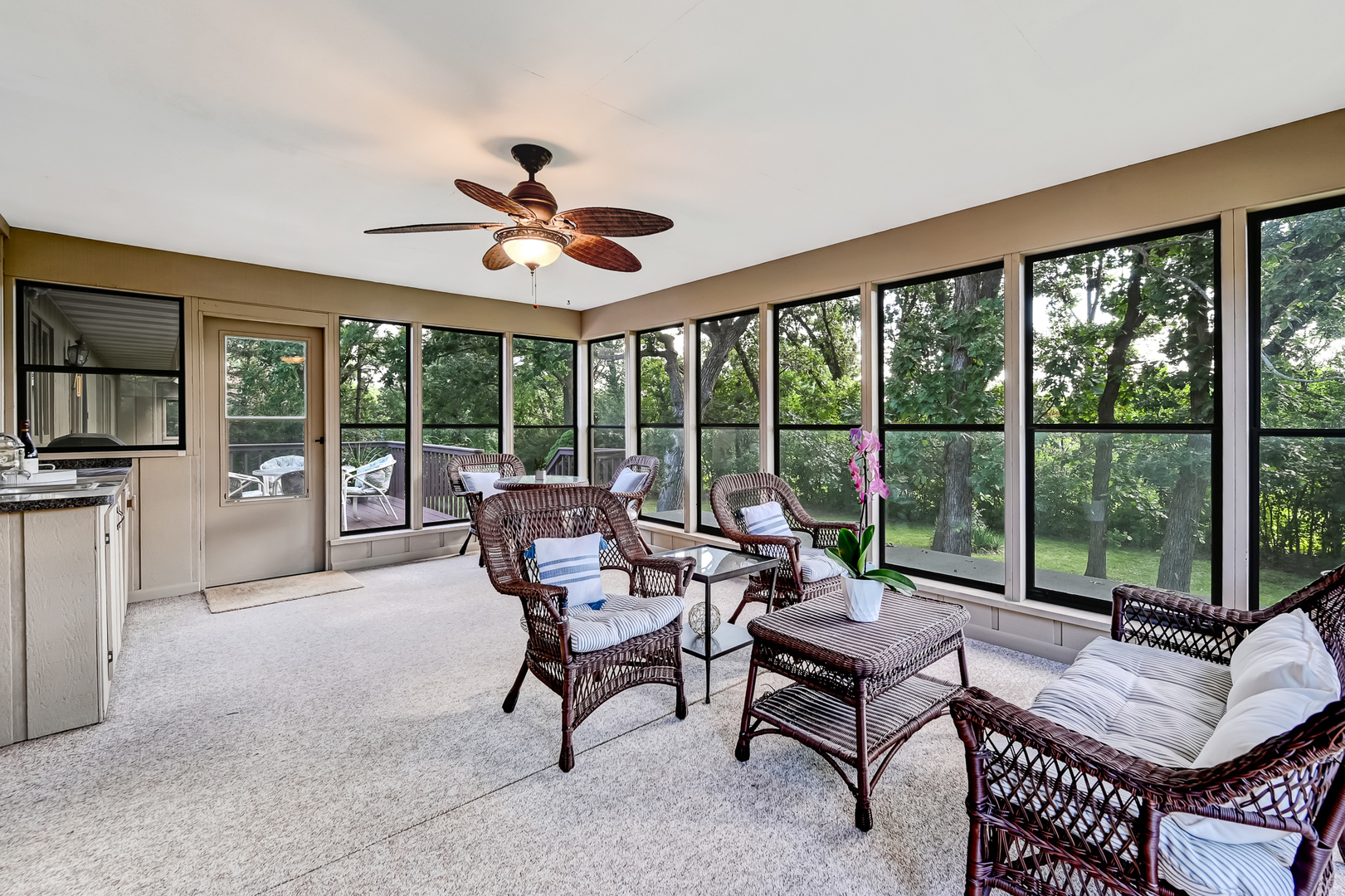 8141 Ridgepointe Drive, Burr Ridge, IL 60527