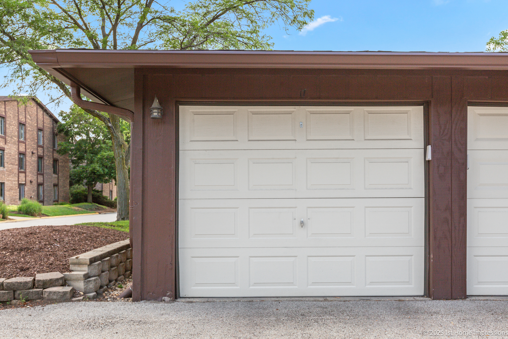1313 Cass Lane #102, Westmont, IL 60559