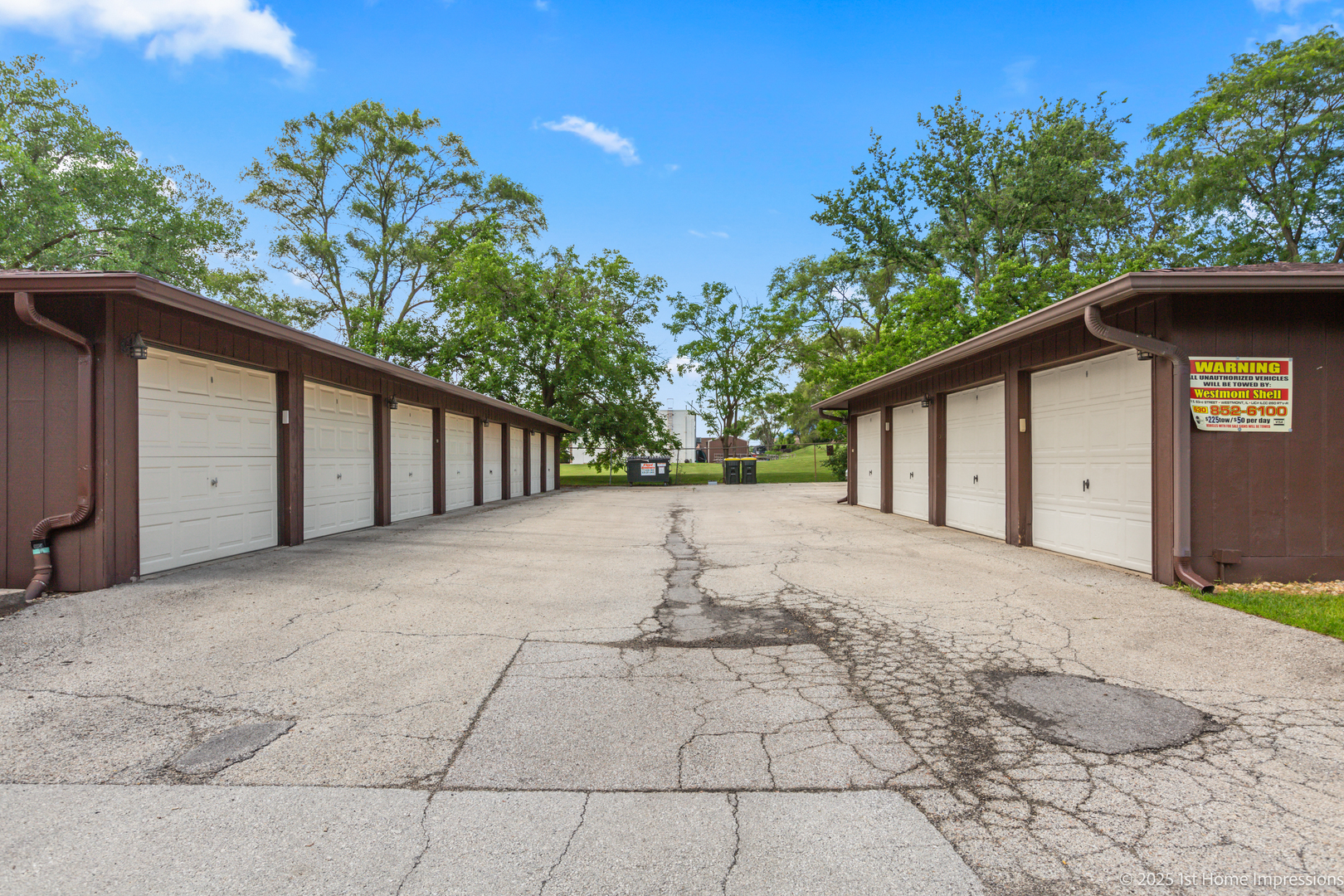 1313 Cass Lane #102, Westmont, IL 60559