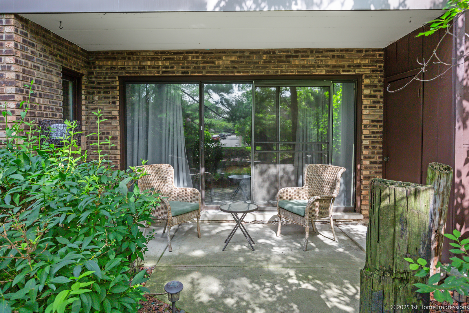 1313 Cass Lane #102, Westmont, IL 60559