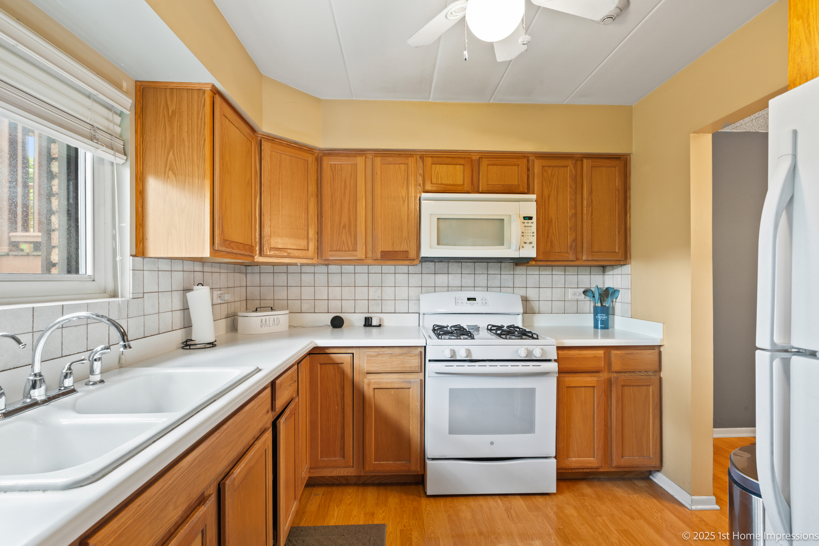 1313 Cass Lane #102, Westmont, IL 60559