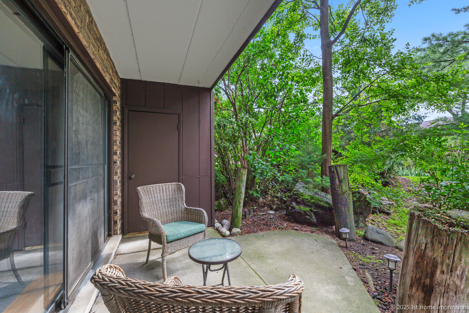1313 Cass Lane #102, Westmont, IL 60559
