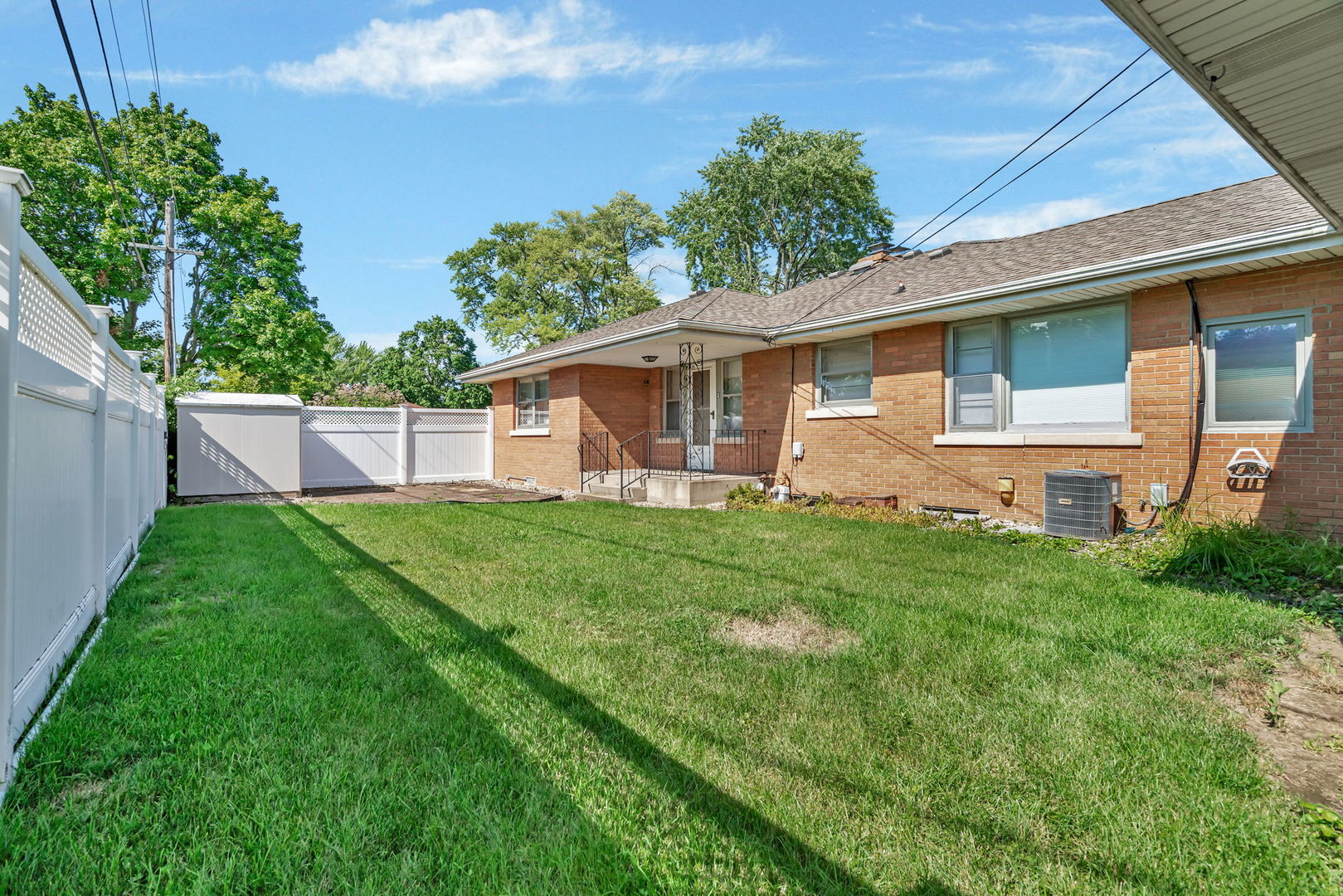 1185 S Wilson Avenue, Kankakee, IL 60901