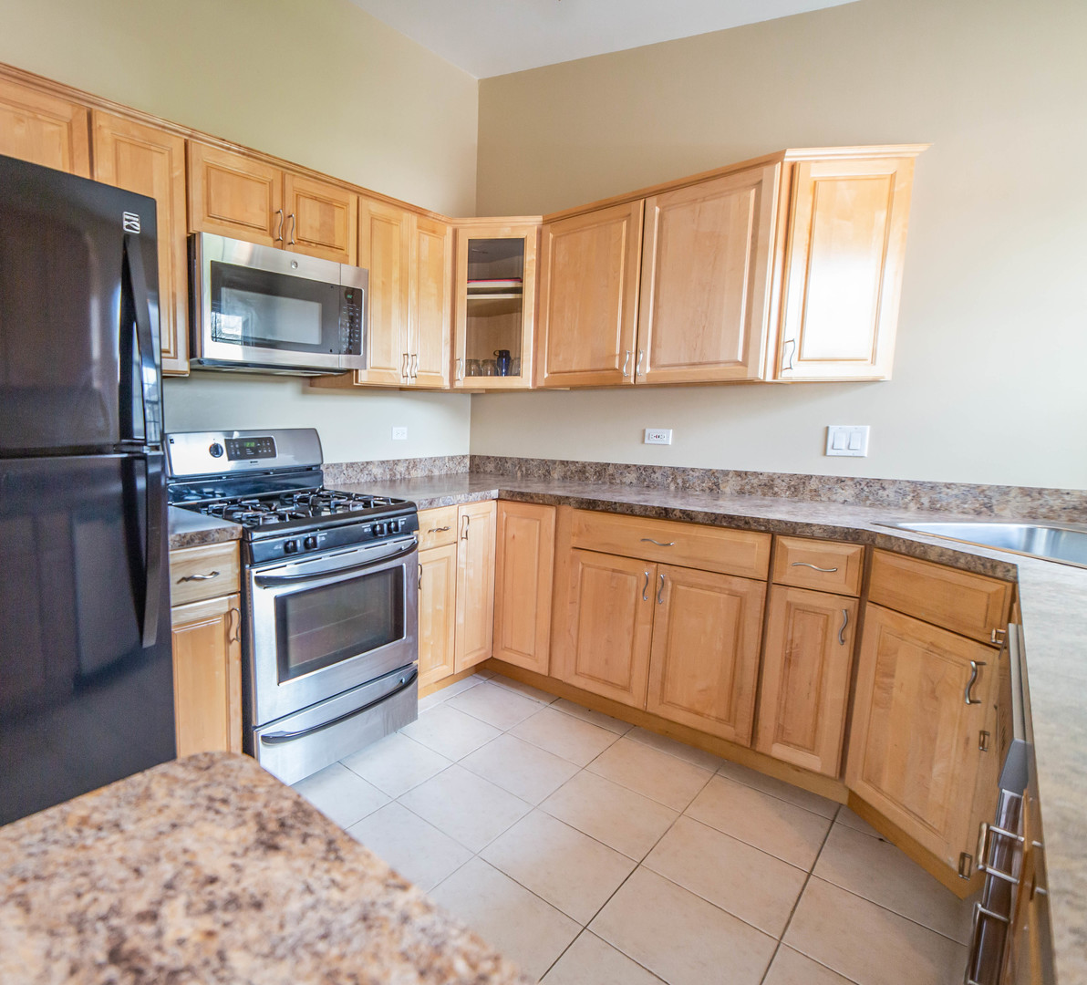 213 N Cathy Lane, Mount Prospect, IL 60056
