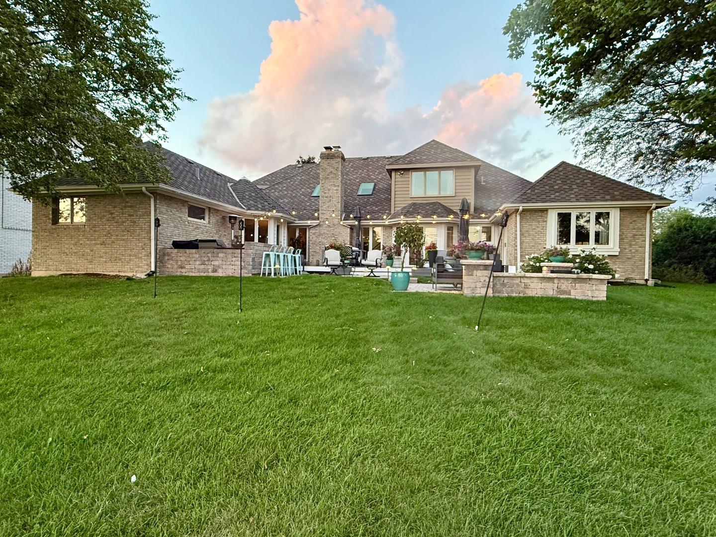 1585 Winberie Court, Naperville, IL 60564