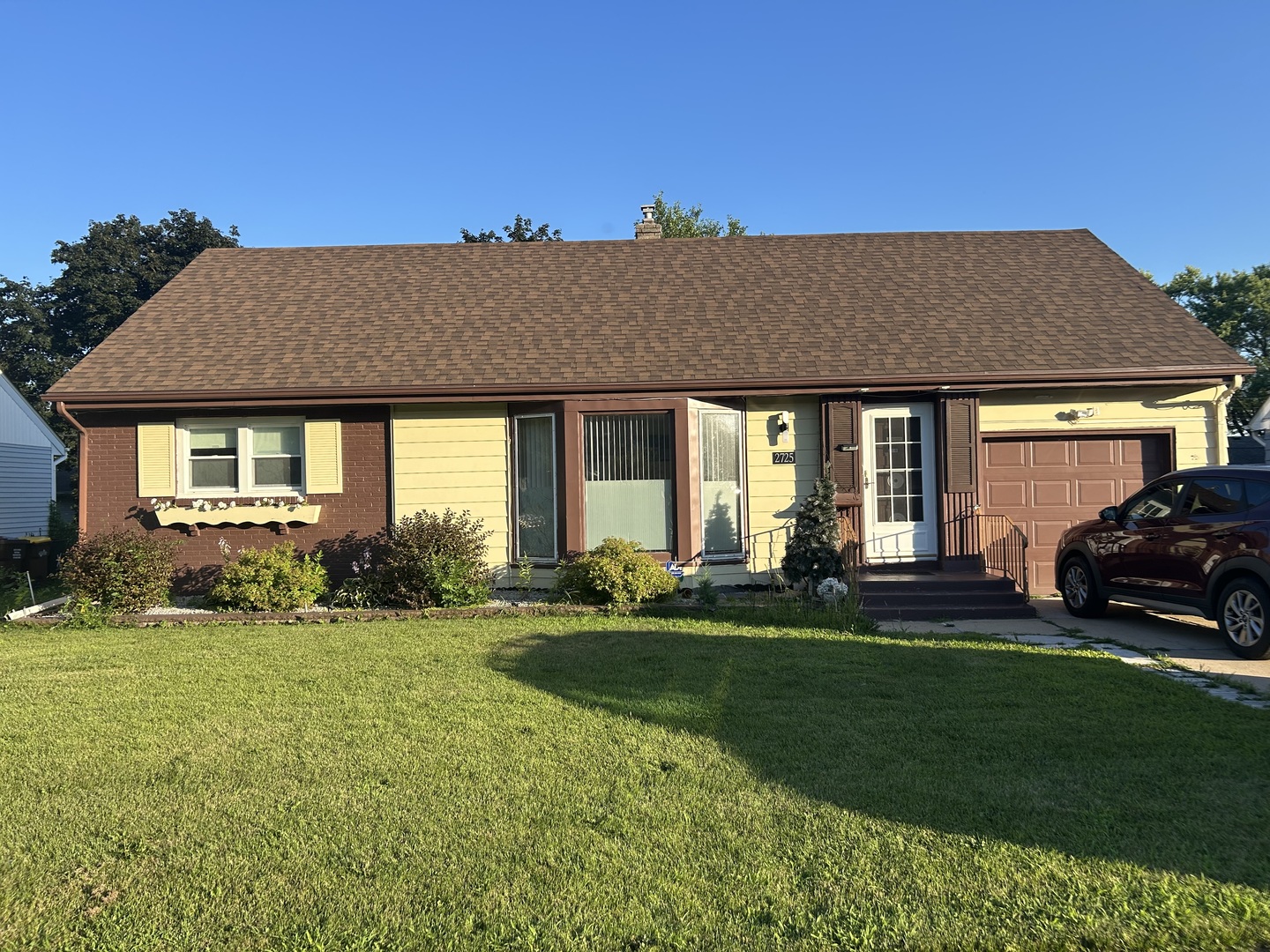 2725 Hooker Avenue, Rockford, IL 61108