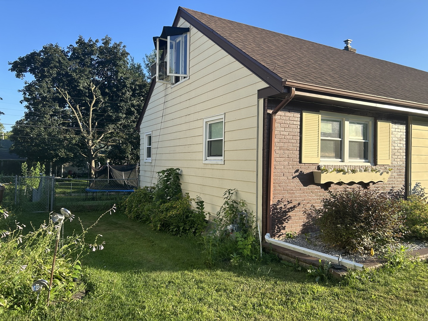 2725 Hooker Avenue, Rockford, IL 61108