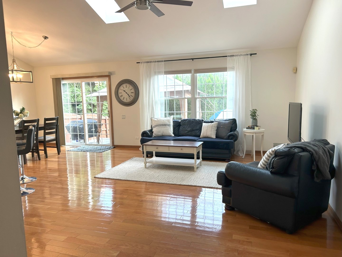 3077 Azure Cove, Aurora, IL 60503