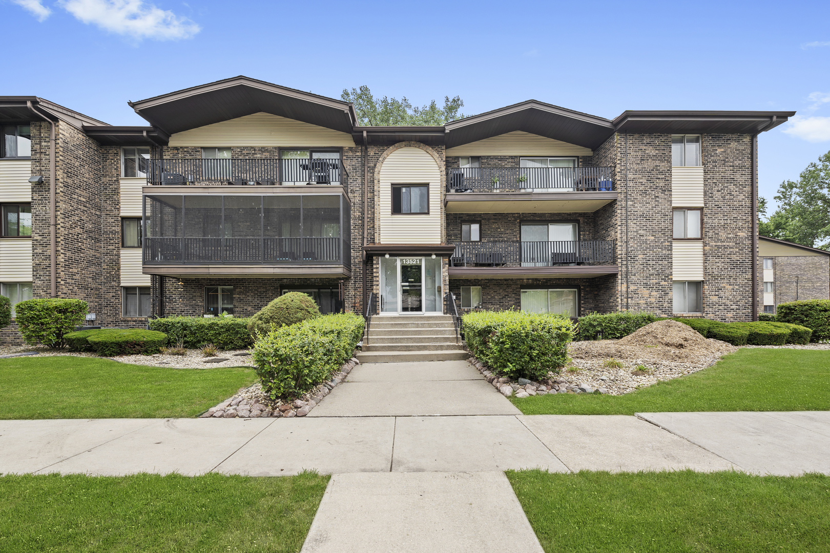 13521 Le Claire Avenue #72, Crestwood, IL 60418