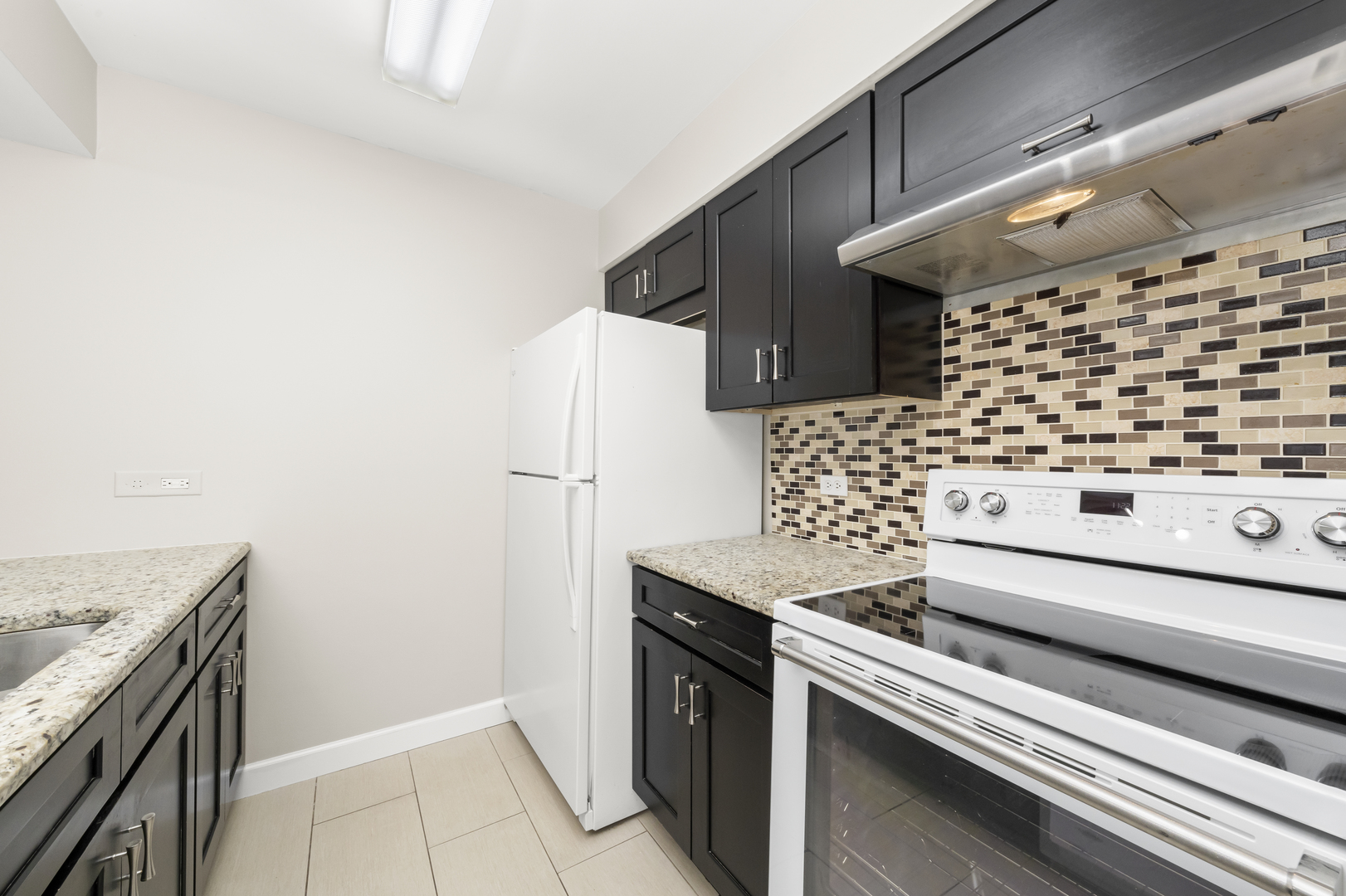 13521 Le Claire Avenue #72, Crestwood, IL 60418