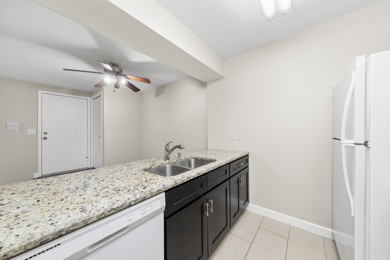 13521 Le Claire Avenue #72, Crestwood, IL 60418