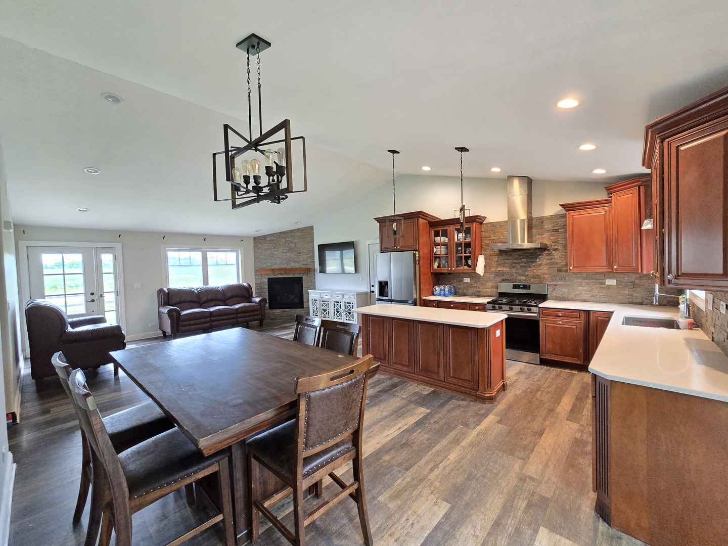 40661 N Delany Road, Wadsworth, IL 60083