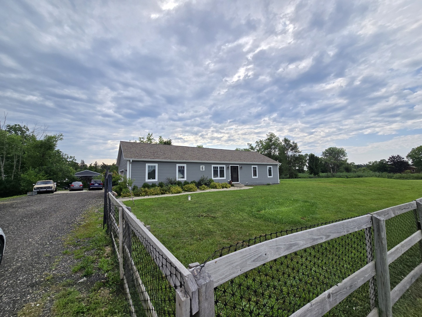 40661 N Delany Road, Wadsworth, IL 60083
