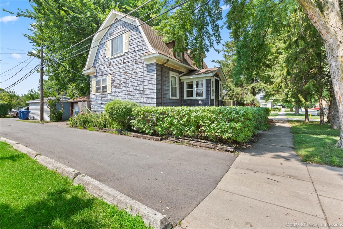 13346 Irving Avenue, Blue Island, IL 60406