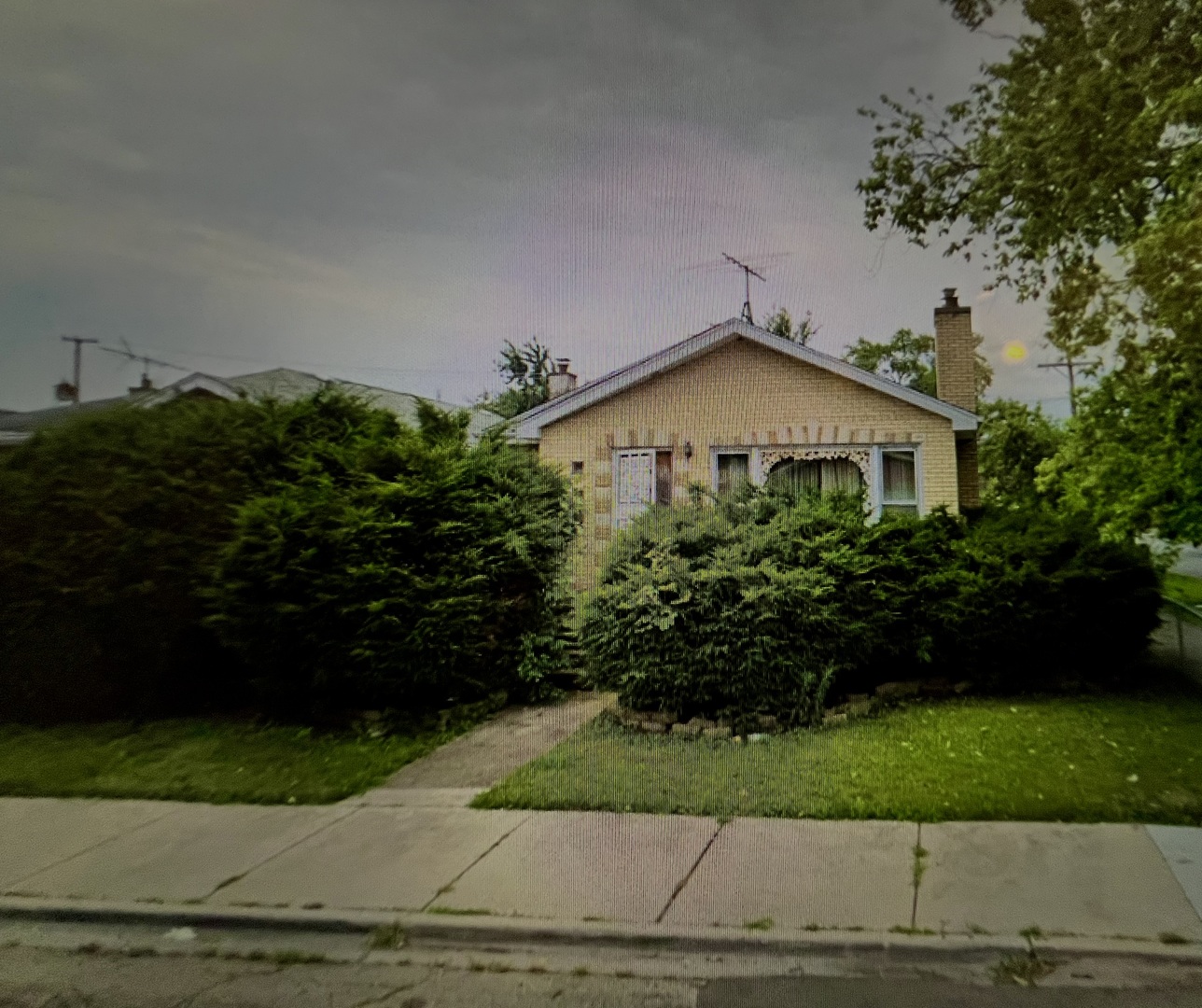 1353 W 96th Street, Chicago, IL 60643