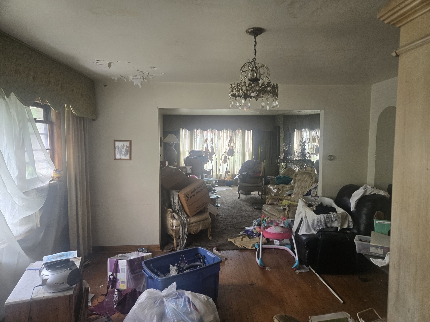 1353 W 96th Street, Chicago, IL 60643