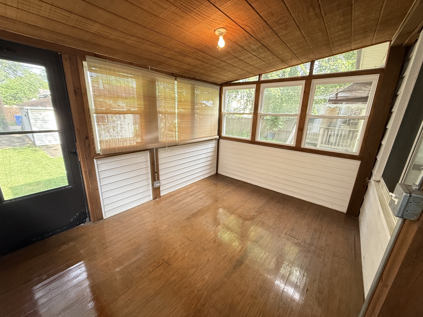 11646 S Lowe Avenue, Chicago, IL 60628