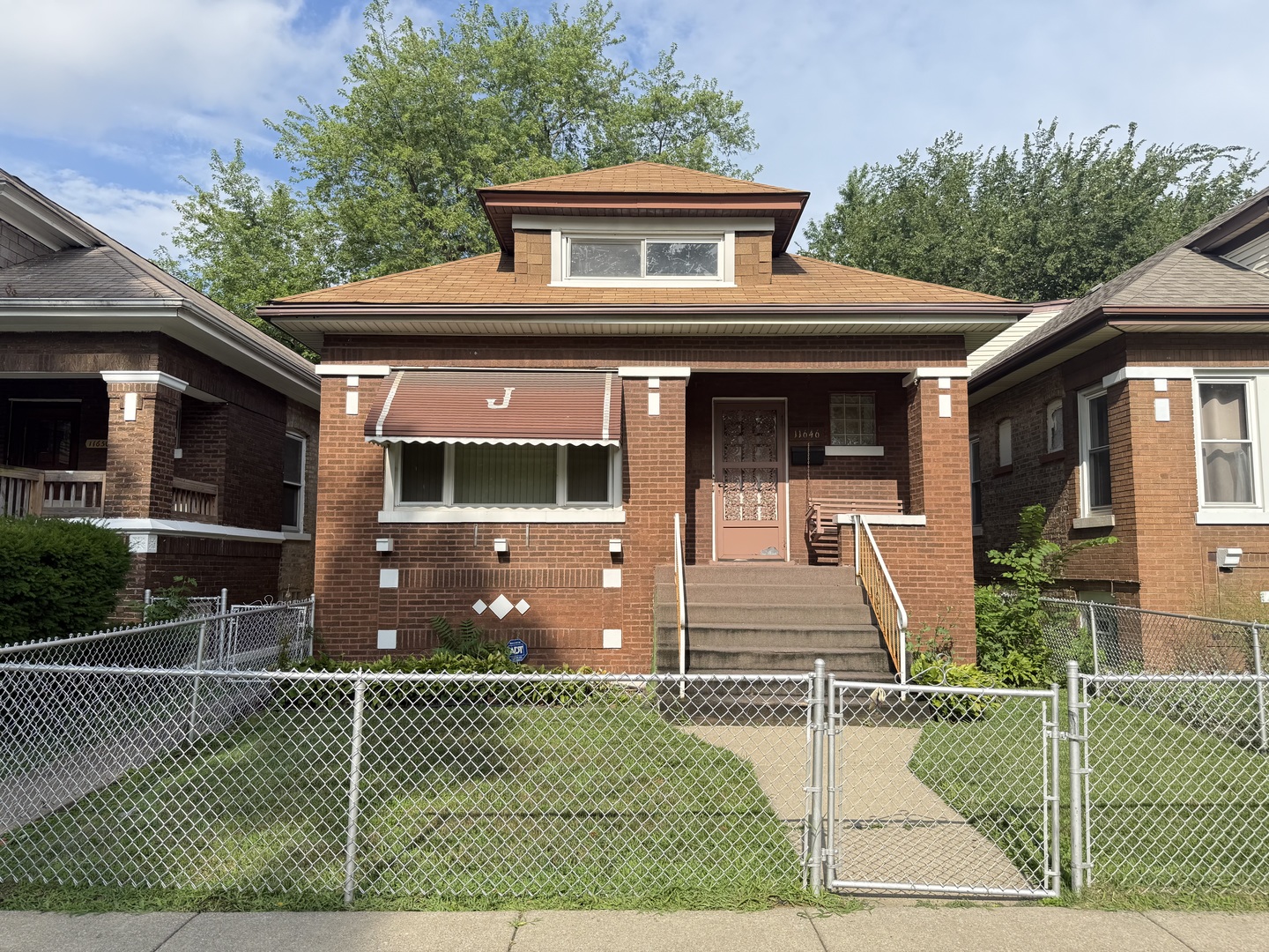 11646 S Lowe Avenue, Chicago, IL 60628