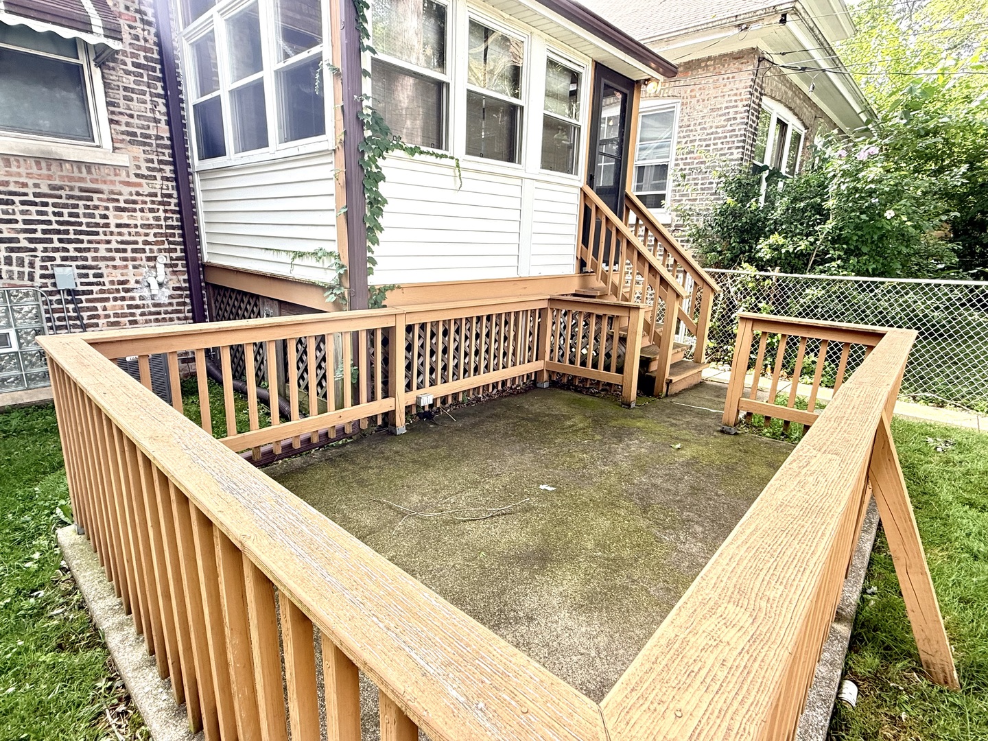 11646 S Lowe Avenue, Chicago, IL 60628