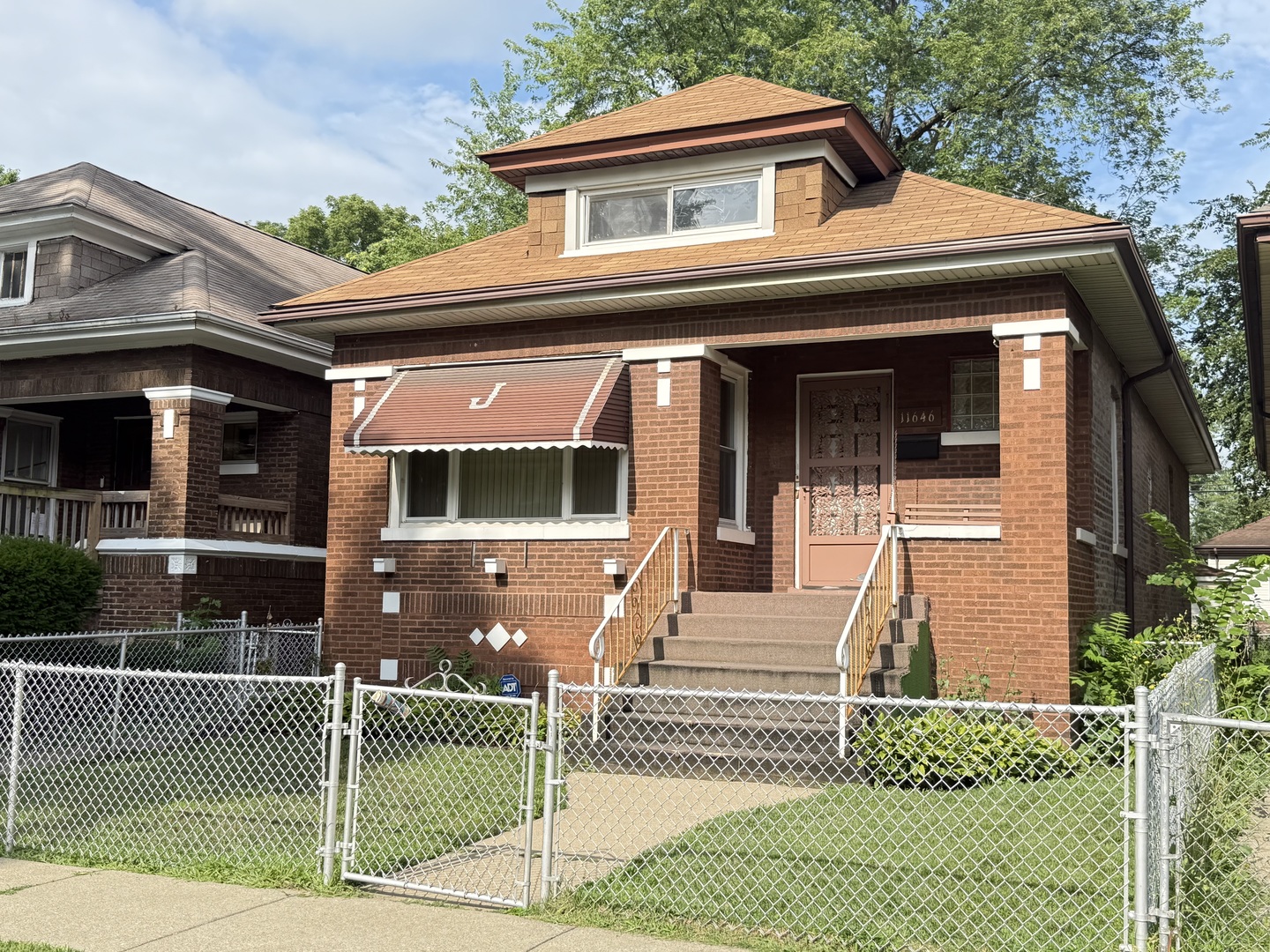 11646 S Lowe Avenue, Chicago, IL 60628