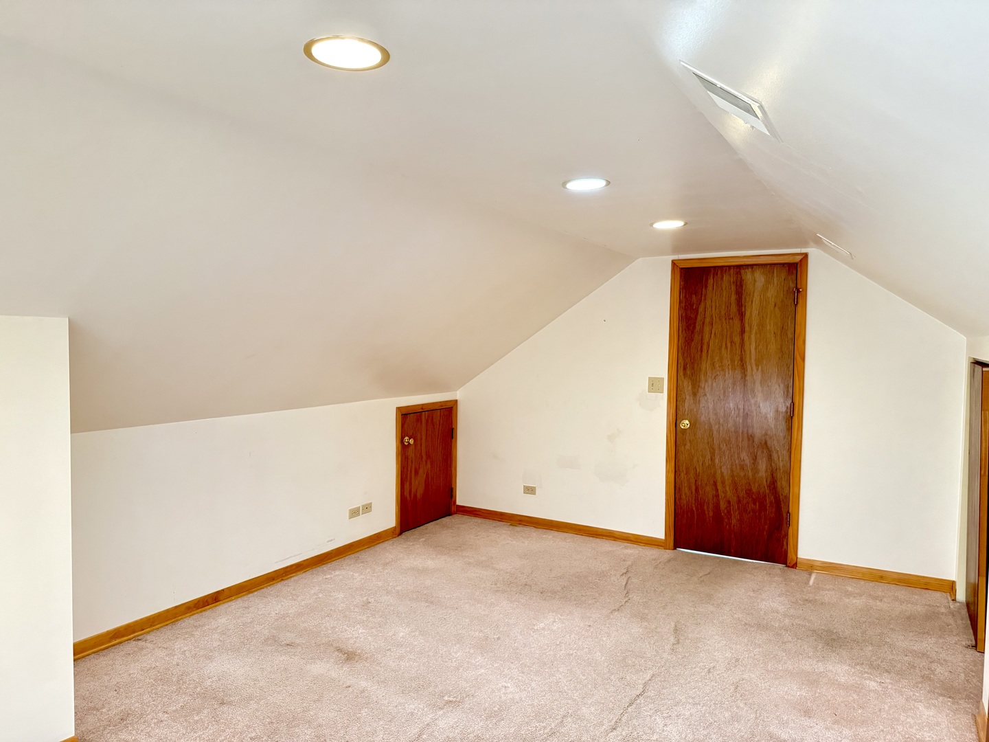 11646 S Lowe Avenue, Chicago, IL 60628