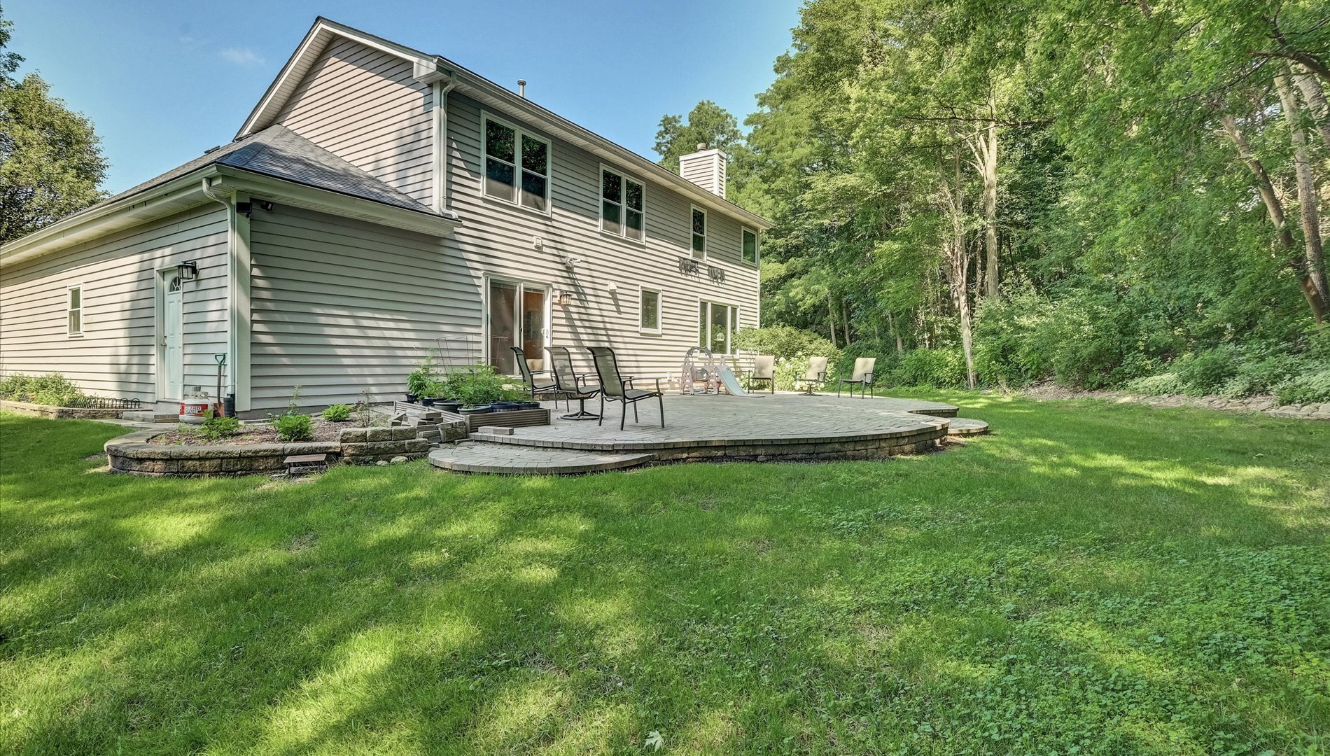 502 Windsor Circle, Fox River Grove, IL 60021