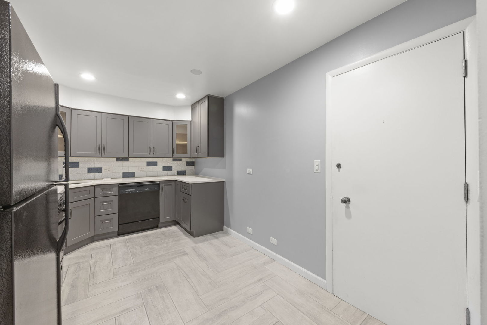 339 Home Avenue #3B, Oak Park, IL 60302