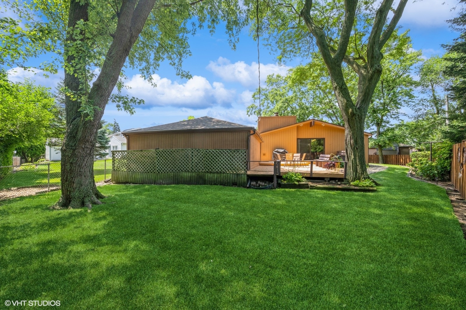 2530 Donald Court, Glenview, IL 60025