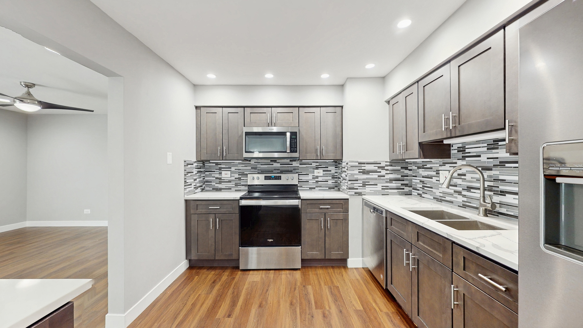 1436 W Farwell Avenue #2D, Chicago, IL 60626