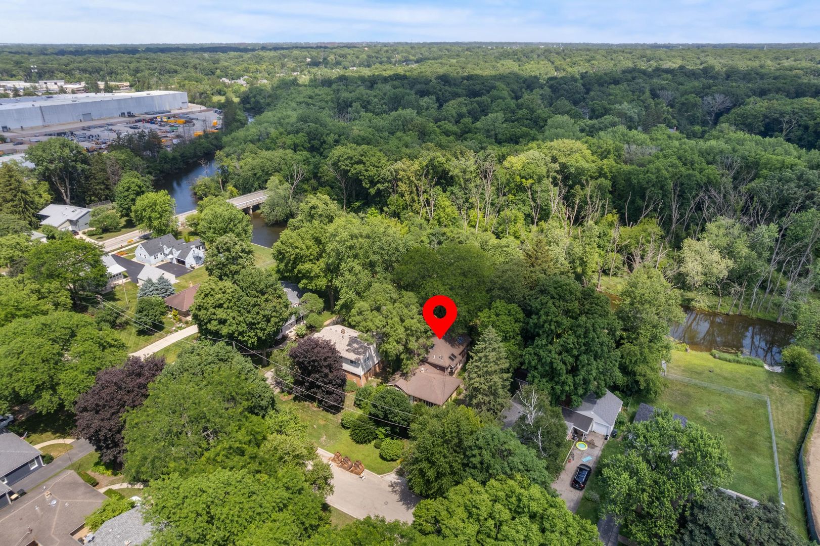 614 Riverside Drive, Libertyville, IL 60048