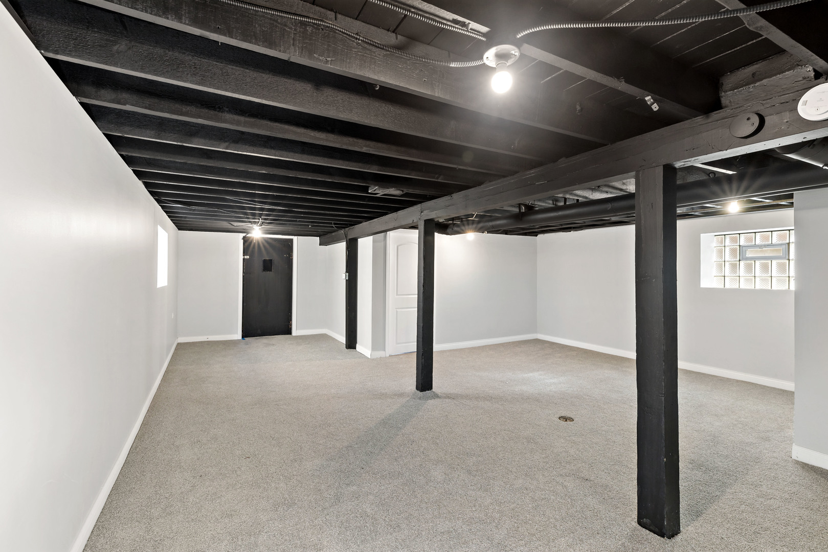 7808 S Vernon Avenue, Chicago, IL 60619