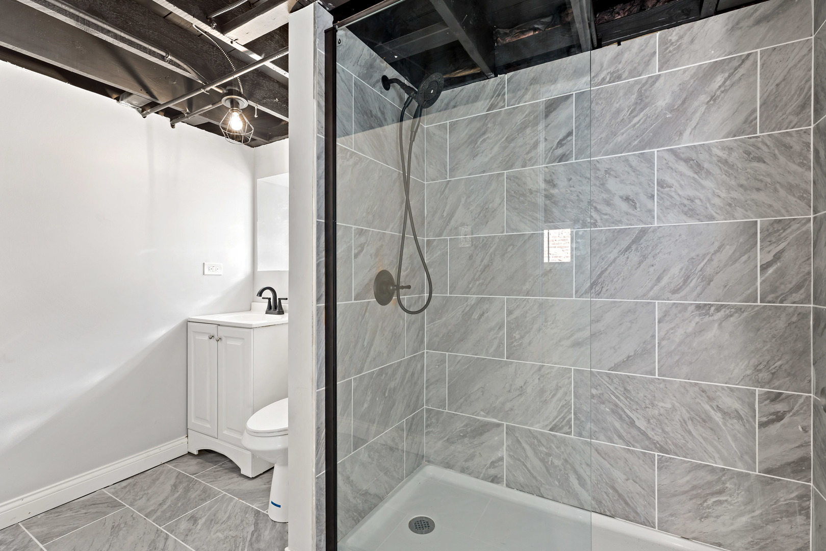 7808 S Vernon Avenue, Chicago, IL 60619