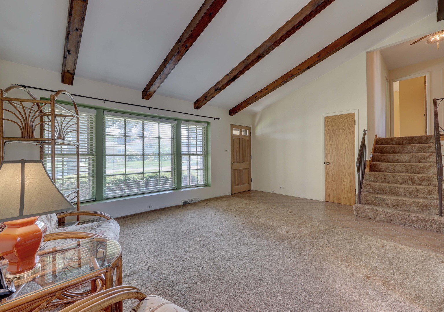 410 Dover Drive, Des Plaines, IL 60018