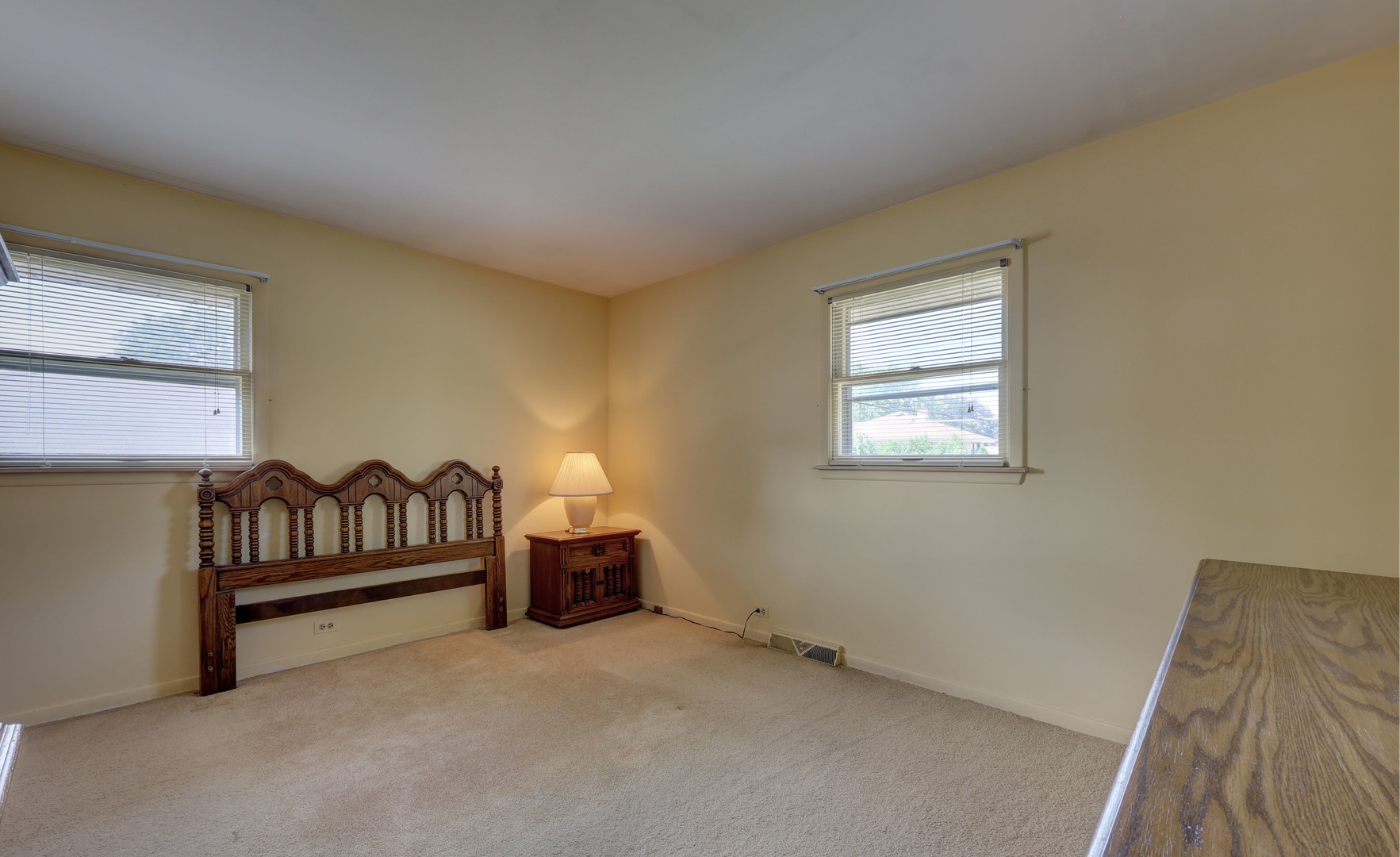 410 Dover Drive, Des Plaines, IL 60018